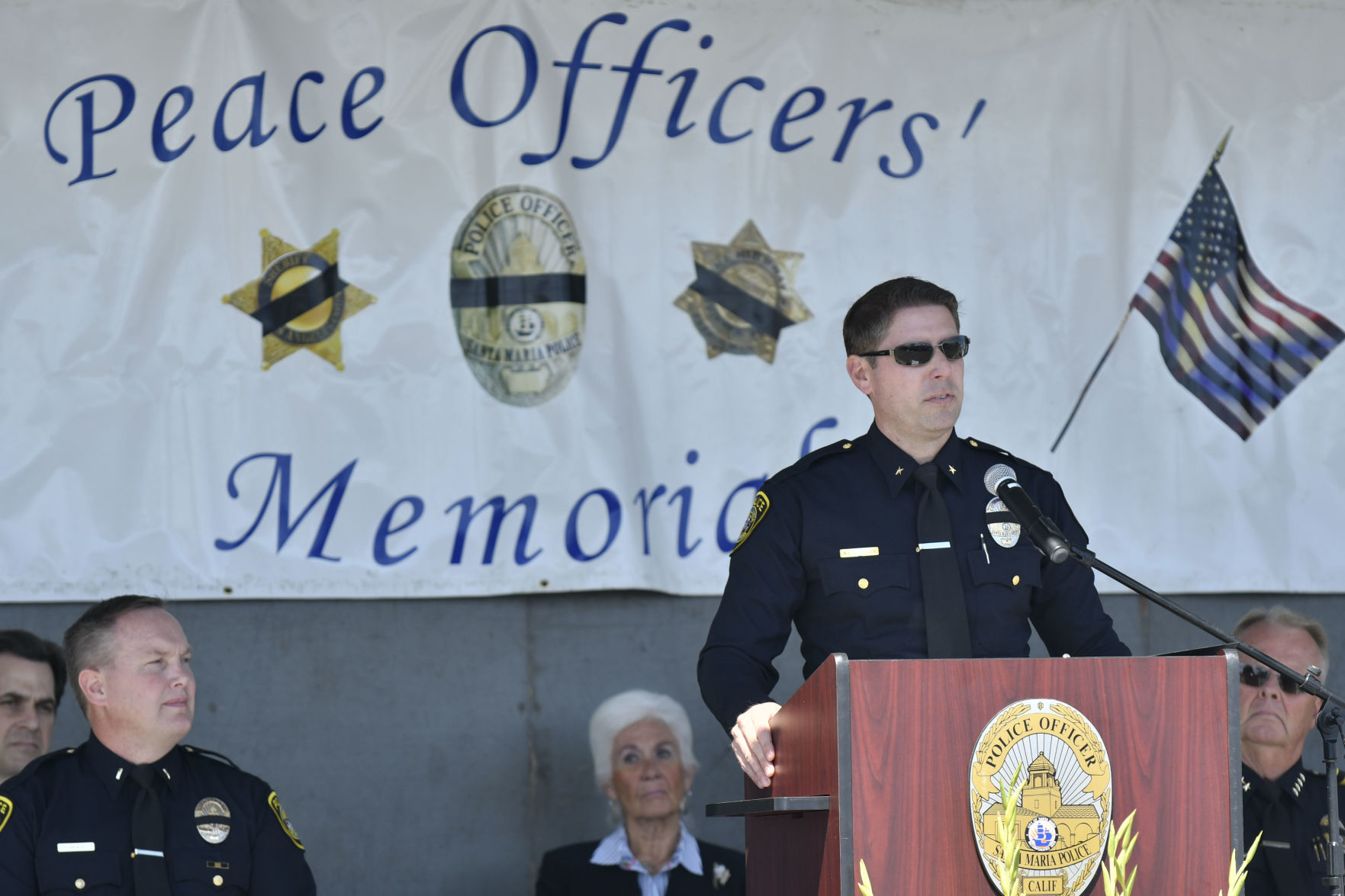 051618 Police memorial 03.jpg
